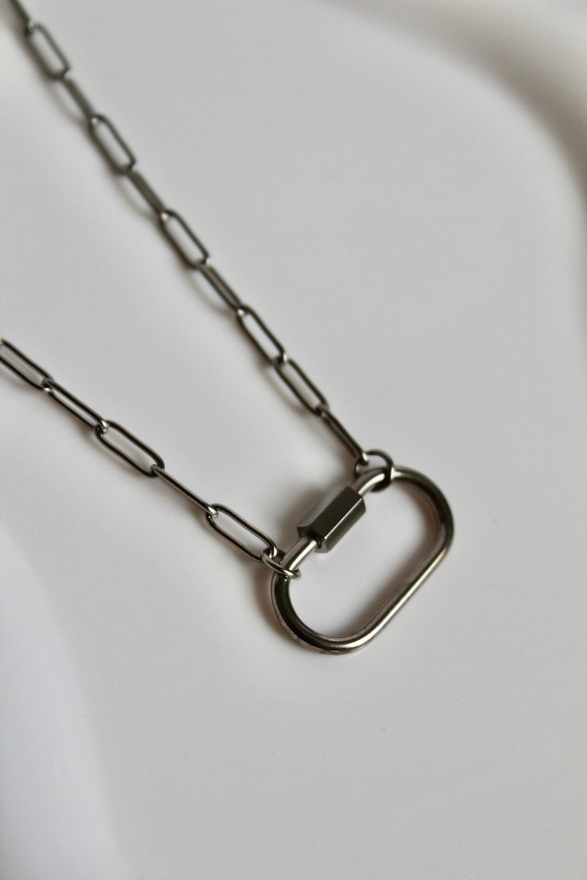 The Tarik 18K Silver Carabiner Paperclip Chain Necklace.